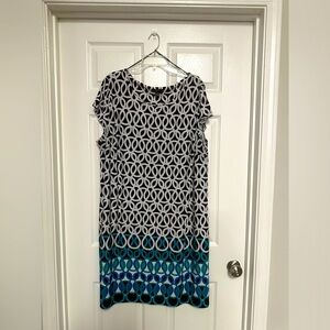 Women’s plus size 2X dress. Asymmetrical one piece slip over head. Multi color